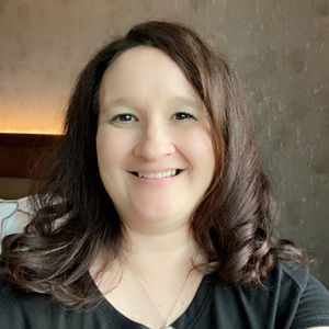 Meet your Posher, Jennifer